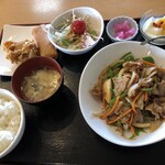 Mishin Kan Iga Ueno Ten - 一品料理ランチ（生姜焼き）