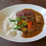 Restaurant Fine Herbes - 県産牛ランプステーキカレー