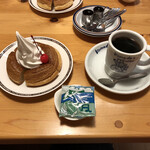 Komeda Coffee Ten Shimomaruko Ten - 