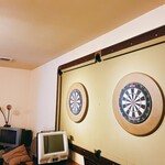 Darts & Cafe R's Store - 