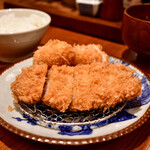 かつ吉 - ロースかつ盛合せ定食@2,300円