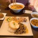 タイ料理スィーデーン - 