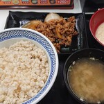 Yoshinoya Sapporoekiapiaten - 全部揃いました(笑)