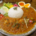 Spicy Curry WANYA - チキンカレー&野菜カレーの合い掛け、スパイシー煮玉子