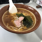 Little Kun Taro - 100円ラーメン　女性にオススメ