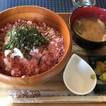 カフェロッジ タッチウッド - 料理写真:和牛トロどんぶり（1,200円９