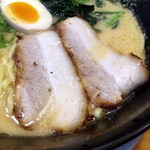 Yokohama Ramen Ippin Ya - チャーシュー。