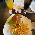 DOUG'S BURGER Miyakojima Honten - 