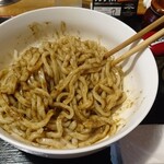 Jajamen Hachiban - 肉味噌と麺とにんにく少々のみのじゃじゃめん、薬味はスルー:( ;´꒳`;):