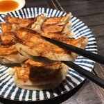 GYOZA OHSHO Prime Tre Akaike Ten - ニンニクゼロ生姜餃子×2（税込　242円×2）評価＝◯