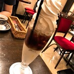 La Mille Kichijoji Daiya Gai Ten - フロートカフェオレ(税抜905円)