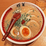 ラーメン 暖暮 - 「半熟煮卵ラーメン」辛味ダレ無し