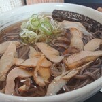 Kahoku Meibutsu Niku Soba Dokoro Tachibana - 南支店の冷たい肉そば700円