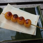 Yaki Dango no Mogumogu - 