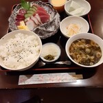 居酒屋 イチバン - 料理写真:ランチ　お刺身定食