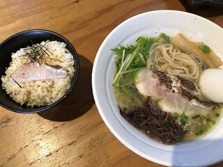 Madai Numazu Ko - 眞鯛ラーメンセット（鯛めし付き）1,100円