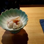 Kishuyu ya - 刺身に一味をかける。ここの当たり前。