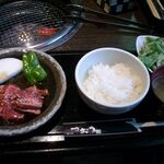 Yakiniku Zaou Oumi Ten - カルビランチ