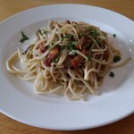 Cafe Chiacchiera - きのことパンチェッタのアーリオオーリオのスパゲッティーニ(低糖質パスタ変更)