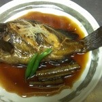 割烹やま岸 - メバルのにつけ。季節によって魚が変わります。