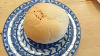 Bakery & Cafe Kumoi - 自家製パン