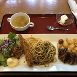 代々木倶楽部 - プレートランチ１，５００円也