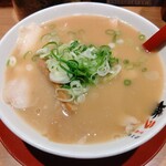 Ramen Yokozuna Hankyu Sanbangai Ten - チャーシューメン（並盛、カタ麺）［870円］