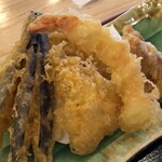 Seafood Izakaya Tempura Banchou Fukushima Ten - 海老、かしわ、キス、ナスビ、シイタケ、カボチャ＠１