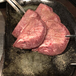 Itamae Yakiniku Issho Utsumuki Honcho Honten - 