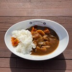 山のカフェ 2237 - 野菜たっぷりカレー。