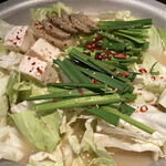 Motsu-nabe Kamehachi Bekkan - 