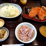 Tonkatsu Hamakatsu Fukuoka Karada Ten - 濱かつランチ　麦ごはん　白味噌