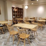 Cafe & Kitchen Emu - 