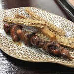 南幸 - 「うなぎ肝串焼き」と「うなぎ骨せんべい」