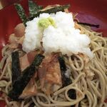 Monzen Soba Daikokuya - 辛味のある大根を乗せて頂く