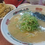 九州ラーメン一品香 - 