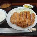 Tonkatsu Daimaru - 特ロースかつ定食900円