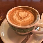 CAFFE VITA - カプチーノレギュラー  583円
フレーバーシロップ マカダミアナッツ  55円