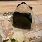 Kakurega Karasu - 高知産季節のジャコと九条葱の自家製ポン酢おにぎり