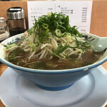 Ramen Fuji Hirakata Ten - ラーメン　700円
                        ※横から