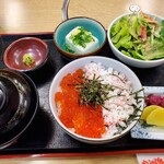 かに問屋 - カニとイクラの他人丼定食1000円