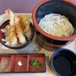 Eat it! Tokyo Biggu Saito Ten - 天丼とうどんセット　(1,100円)