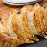 Stand Shan Shoku Osaka Kitashinchi Champagne & Gyoza Bar - 