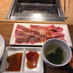 Yakiniku Like Ueno Ten - 匠カルビ、バラカルビセット100g  710円