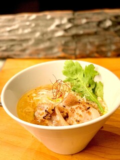 Men Gekijo Gen'ei - 潮薫醤油ラーメン