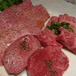 Yakiniku Restaurant Roins Kumoji Ten - 