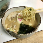 Anchan - もつ煮とラーメンの具も麺も入れちゃいました・・