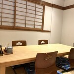 Sushi Dokoro Tsukumo Seibu Tokorozawa Ten - 小宴会にオススメの和個室です！歓送迎会や接待にもオススメ。(2名〜8名さま)