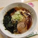 bien mall Sapporo Hokushin Byoin Ten - 醤油ラーメン 630円