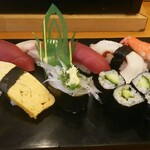 Sushi Dokoro Kan - にぎり鮨　並